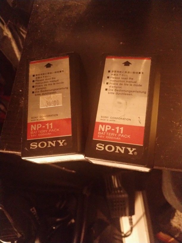 2 Vintage Sony Battery Packs!!