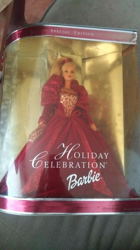 2002 special edition holiday celebration barbie