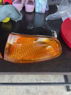 92-95 Honda Civic Amber Corner Lightss BRAND NEW!