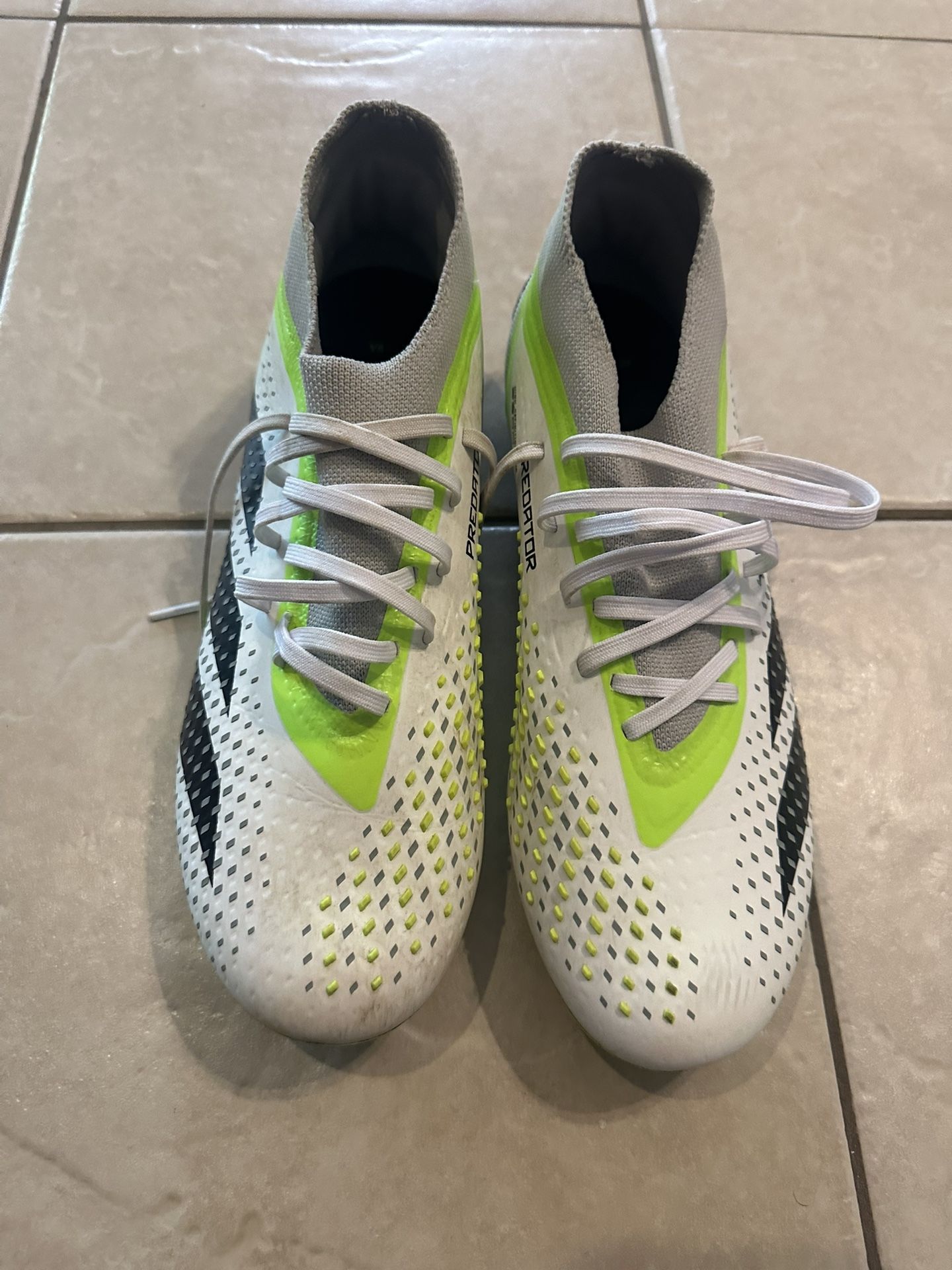 Boys Soccer Shoes 