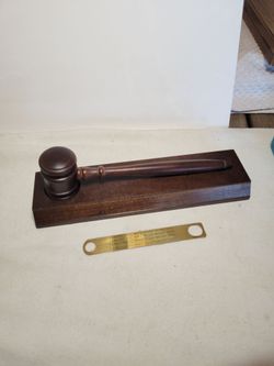 Vintage es-mb gor 10 1/2 mens deluxe/walnut gavel