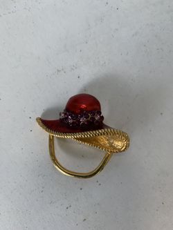 Red Hat Broach Glasses Holder