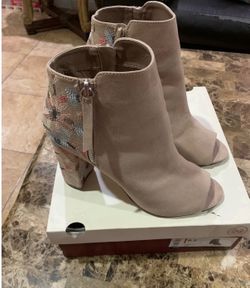 American Heritage suede boots