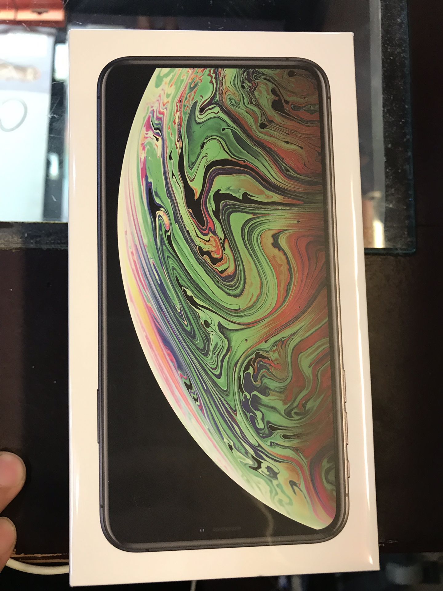 IPHONE XS MAX 256GB SILVER BRAND NEW SEALED!!!