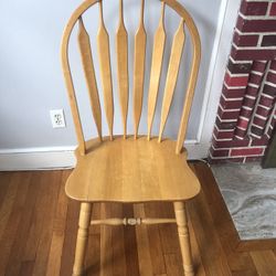 Very Good Condition A Hardwood Chair 