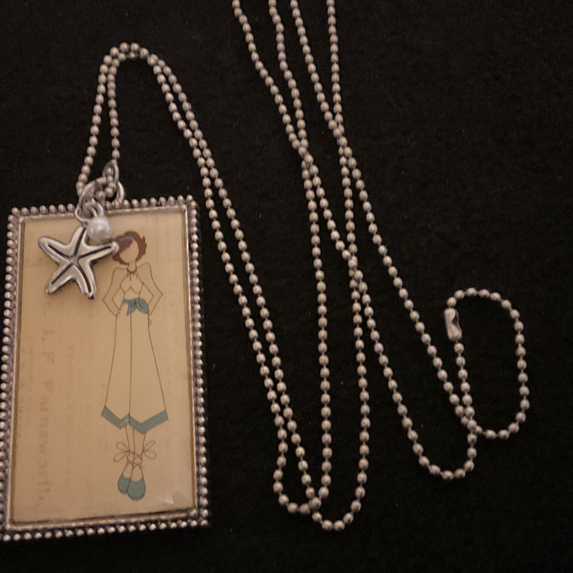 30” SilverTone Dog chain Necklace With Dog Tag Pendant And 2 Charms