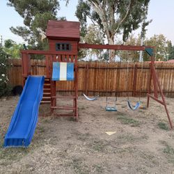 Seing n Slide playset