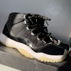 Jordan Retro 11s 