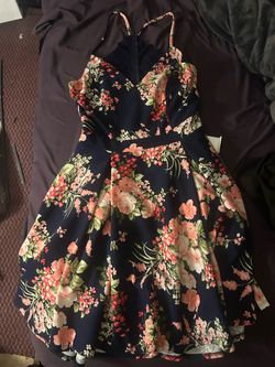 New Floral dress (size 9)