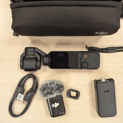 DJI Osmo Pocket 3 Creator Combo