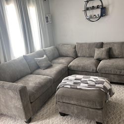 4pc Sectional Grey High Demand Limited Stock