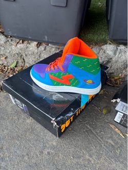 Shoe