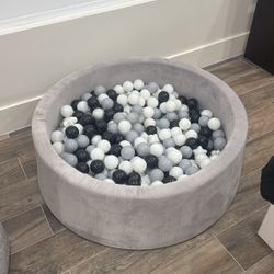 Ball Pit 