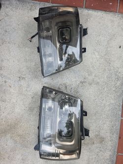 Headlight chevrolet tahoe