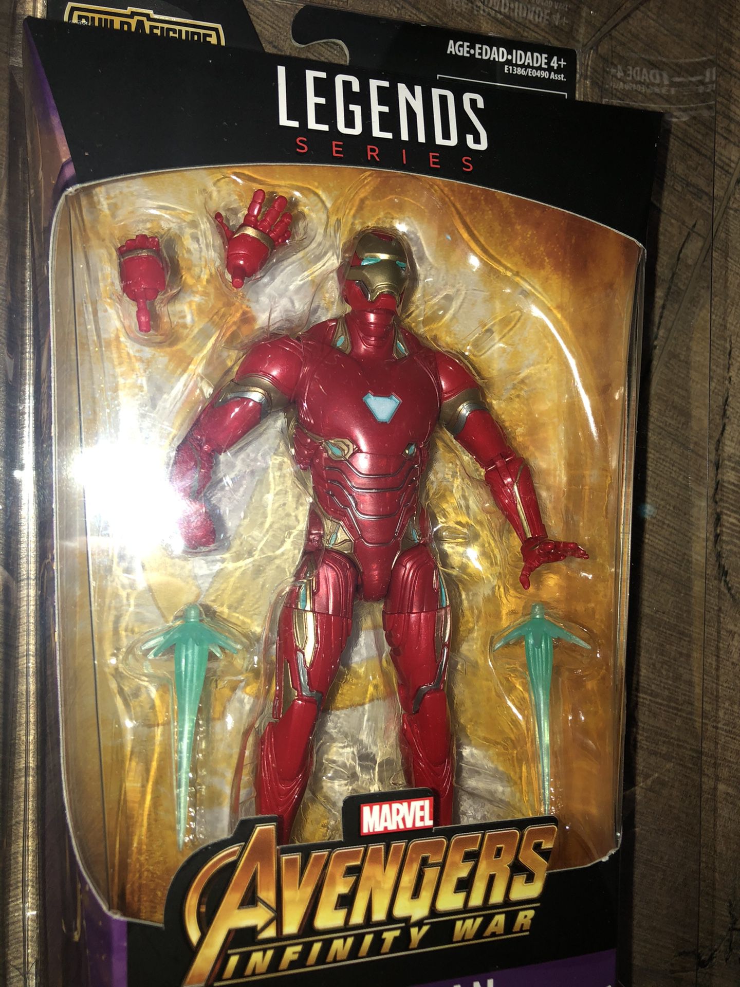 Marvel Legends Iron Man (Thanos BAF)