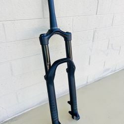 RockShox Lyrik RC 160mm 27.5 "