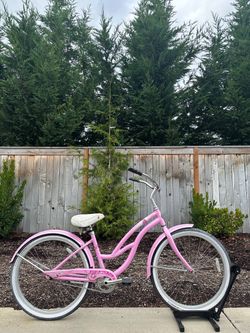 Trek Women’s Beach Cruiser – 26” Wheels – Aluminum Step-Through Comfort Bicycle