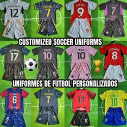 Soccer Uniforms for men and children Uniformes de futbol para hombres y niños