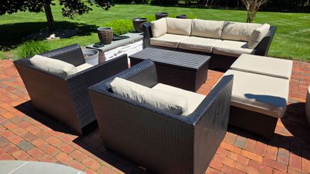 Outdoor patio set