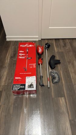 Milwaukee M18 FUEL 18V 16 in. Brushless Cordless Battery Powered String Trimmer with QUIK-LOK Attachment Capability (Tool-Only)