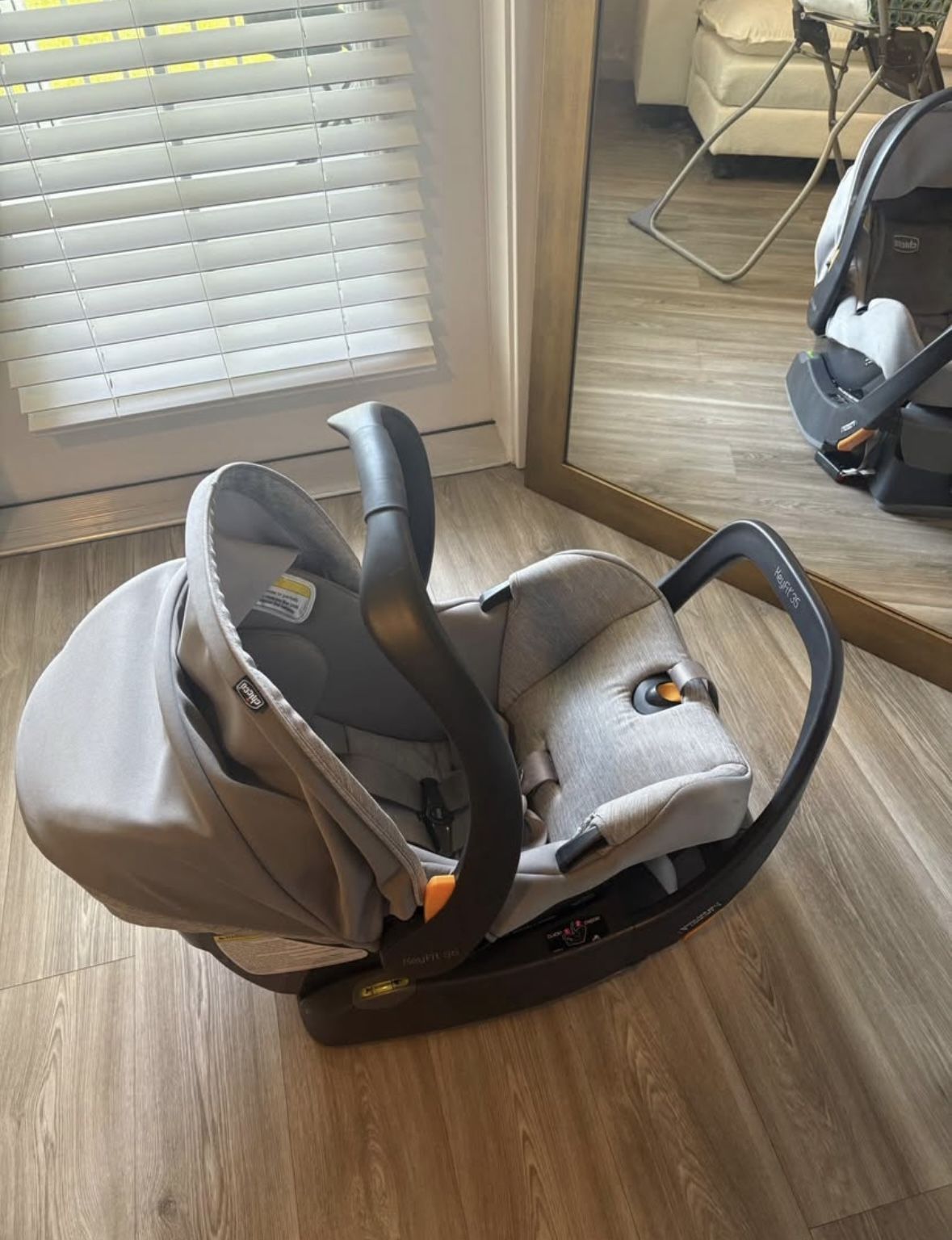 Chicco Key Fit 35 Car Seat With Base