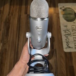 Blue Yeti Microphone 