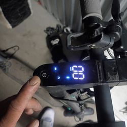 Cdsbikk Electric Scooter 