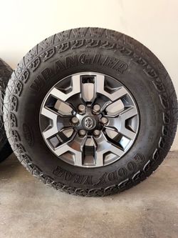 Tires with rims