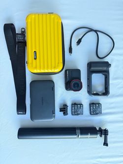 Insta360 Ace Pro 2 Bundle  – 2 Batteries + Charger + Photo Grip + ulanzi tt52 Invisible Selfie Stick