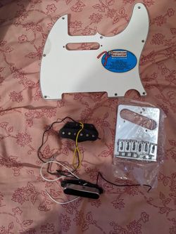 2007 Fender MIM pickup Set With Hardware And Pickguard