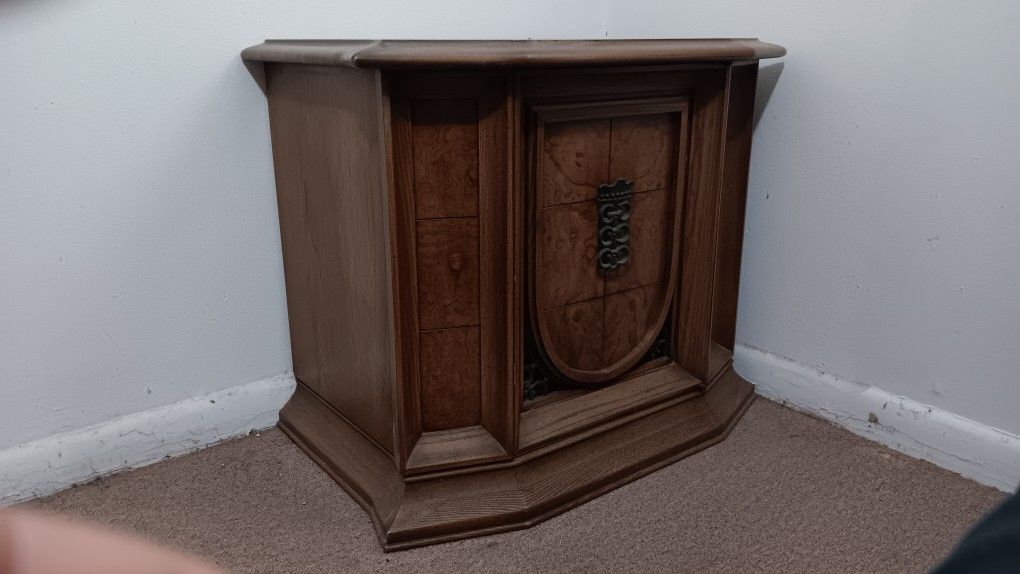 Classic/Vintage 12 Piece Bedroom Furniture Set