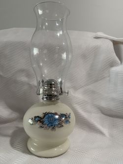 Beautiful Victoria Rose Decorative Oil Lamp complete with its original box.