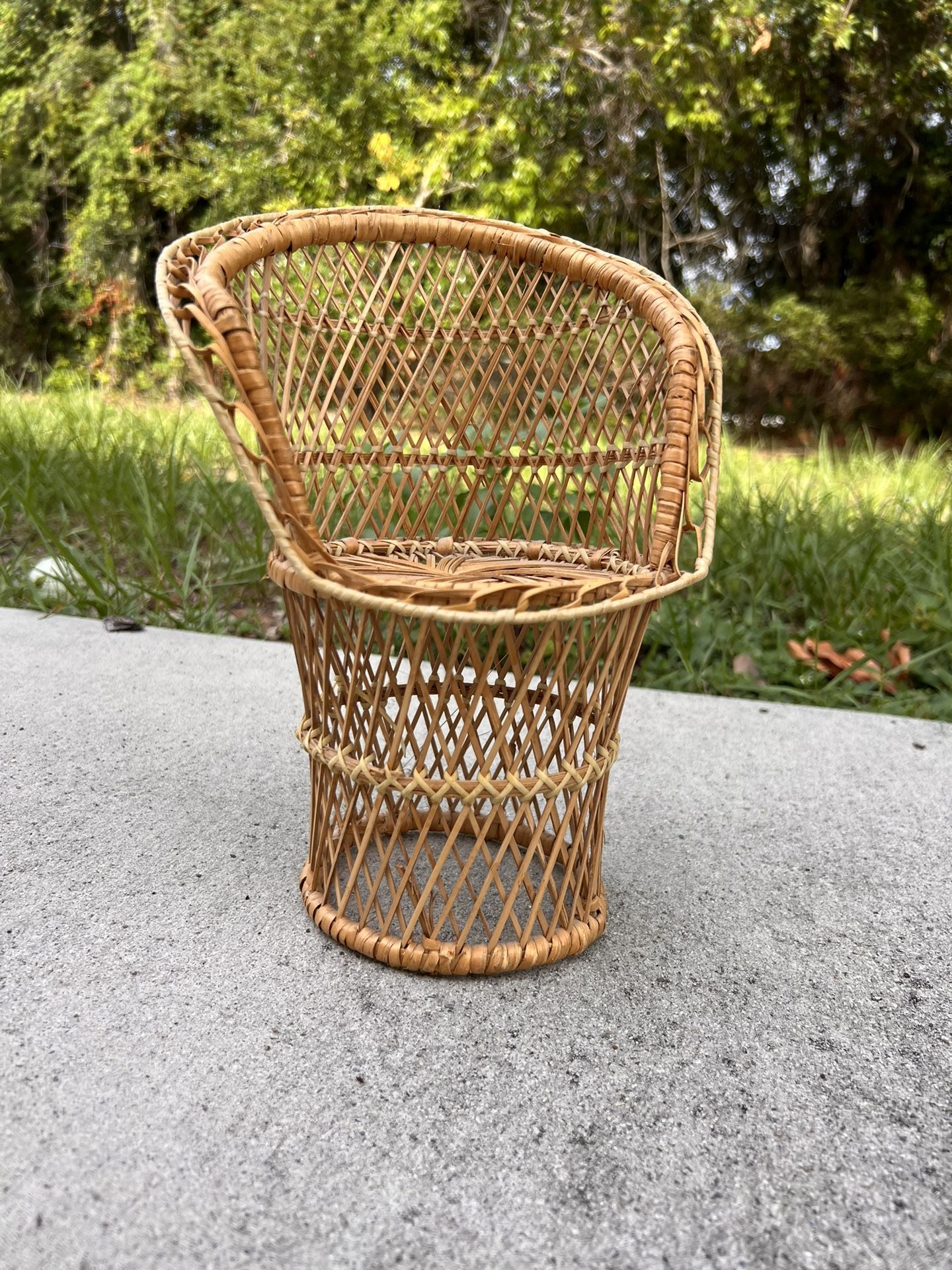 Mini Wicker Chair Plant Or Candle Stand