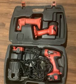 SKiL 3 TOOL SET AND CARRIER