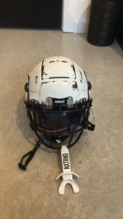 Schutt F7 youth medium with Oakley visor no chinstrap or mouth guard used for 2 seasons