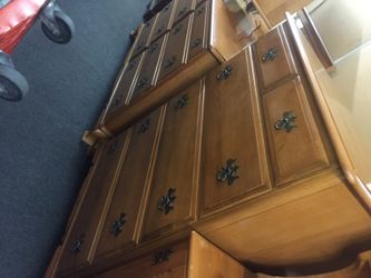 Kling solid maple bedroom set c1950