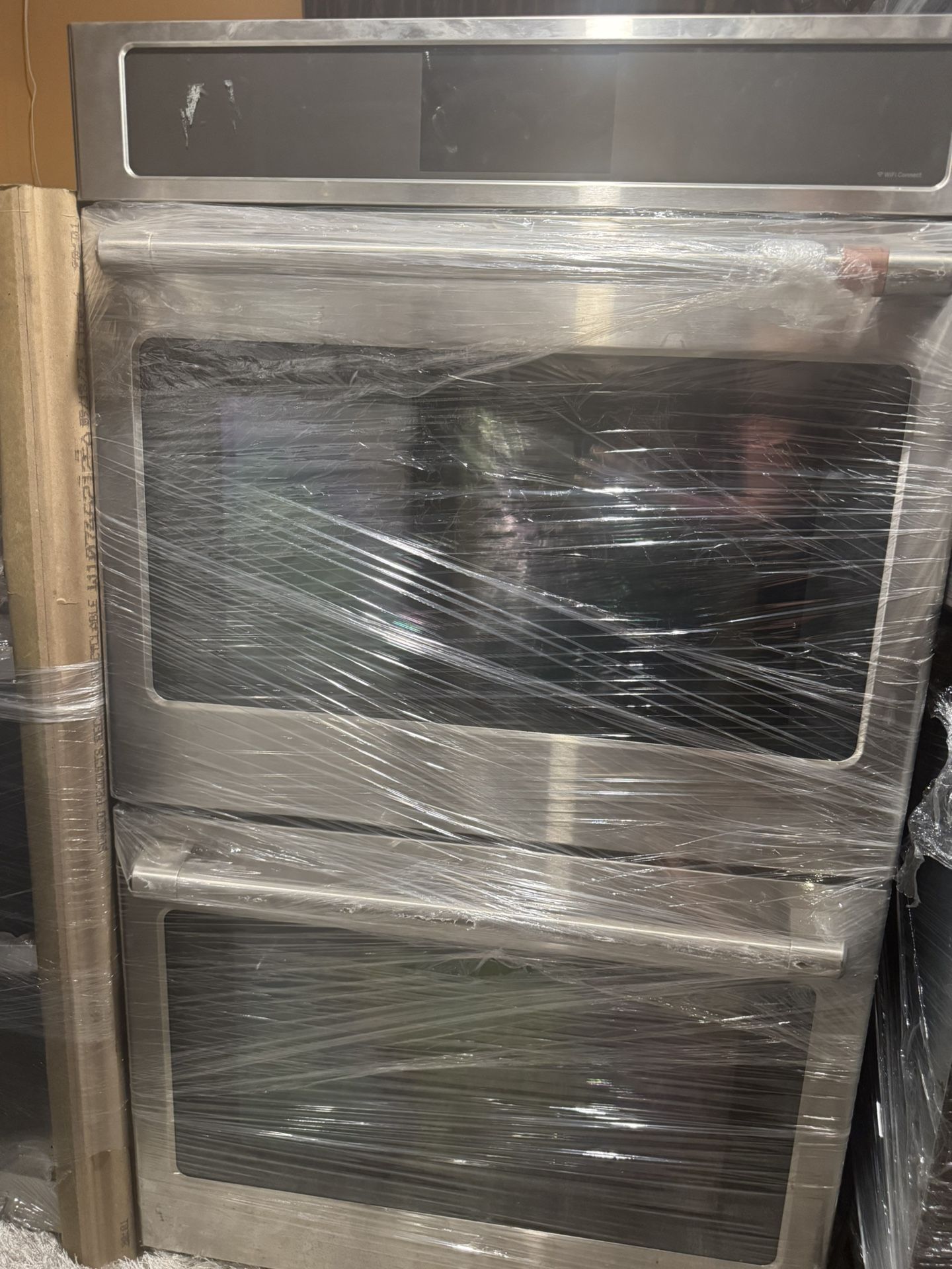 Double Oven Sizes 30 “ Wide  General Electric Cafe $1300