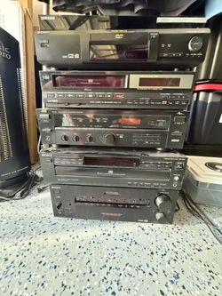 DVD / VHS / Blue Ray / Cassette Players