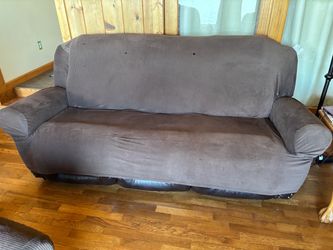 FREE 3-Piece Living Room Set w/ Covers (Couch, Loveseat, Recliner) - Cat Damaged