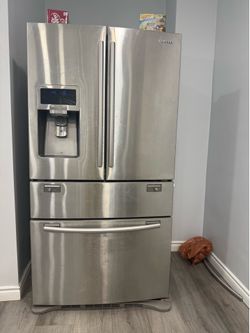 Refrigerator