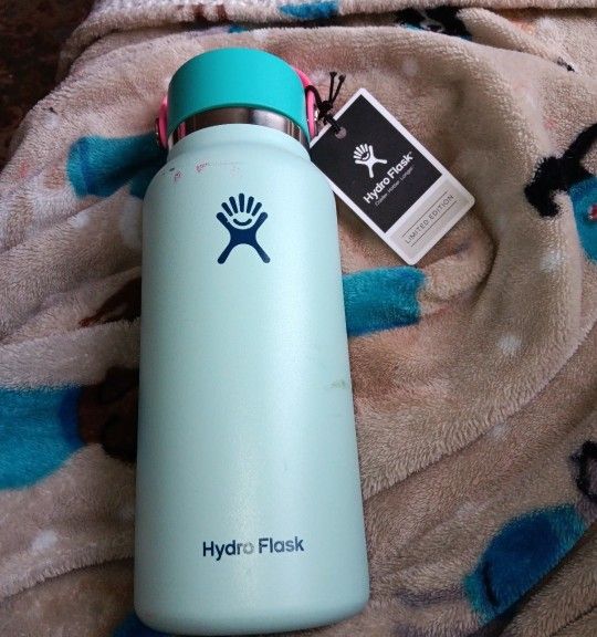 Polar Plunge Blue Hydroflask Water Bottle