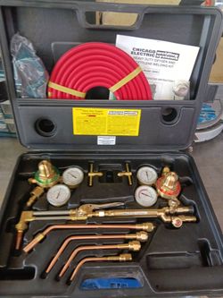 $80 CHICAGO ELECTRIC WELDING SYSTEM KIT