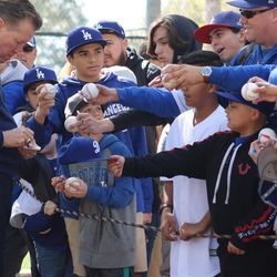 Dodgers spring training tickets