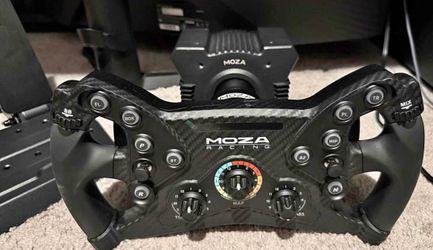 Moza R9 with KS wheel and pedals