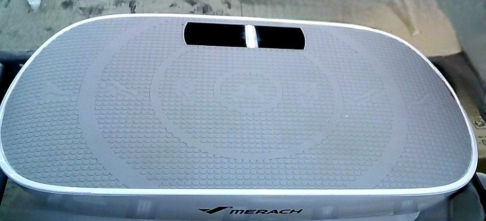 MERACH VIBRATION EXERCISE PLATE