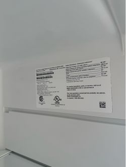 Fridgedaire - White fridge and freezer combo