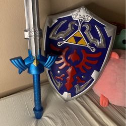 Zelda Sword and Shield (Master Sword, Hylian Shield)