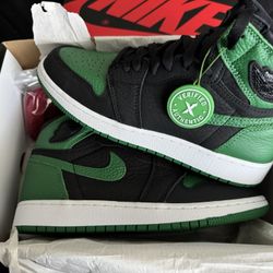 Pine Green 1s Grade School 