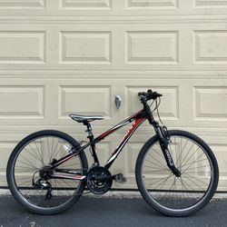 Giant Revel Mountain Bike – XXS Frame – 26” Wheels – Shimano 21-Speed Bicycle