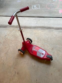 Radio Flyer Kids 3-Wheel Scooter